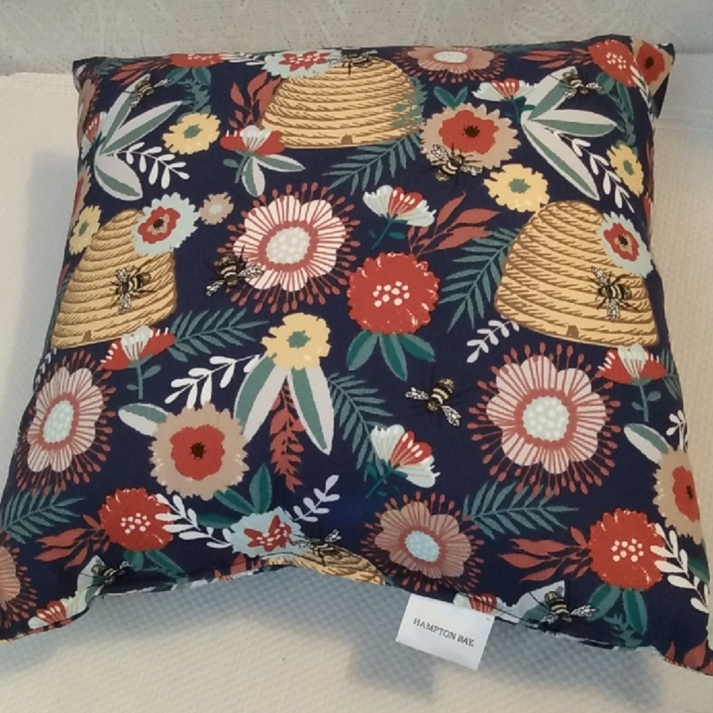 Hampton Bay Pillow